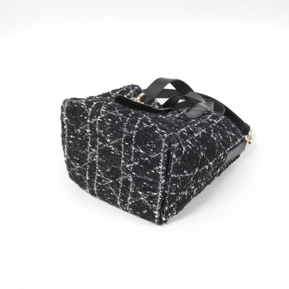 Dior Toujours Vertical Tote Small — view 3
