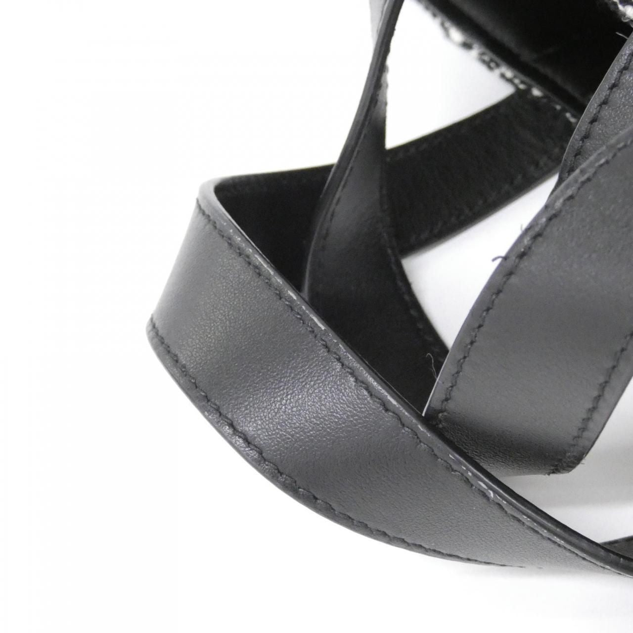 Dior Toujours Vertical Tote Small — view 6