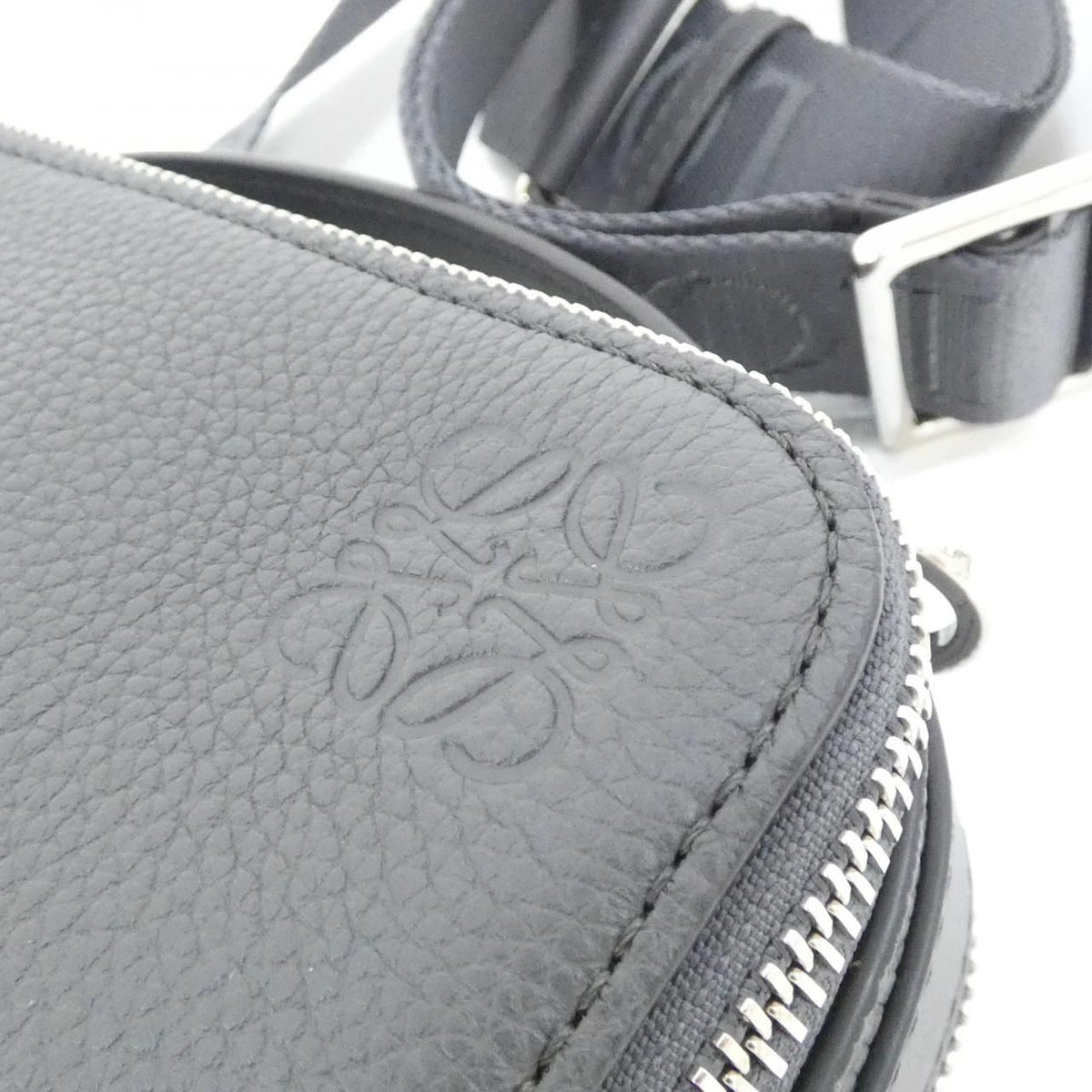 Loewe Camera Bag Crossbody Gray — view 4