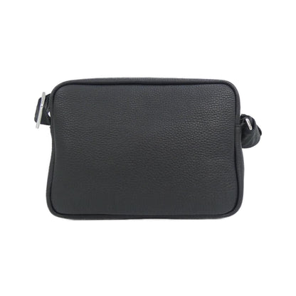 Loewe Pebble Messenger Medium Shoulder Bag — view 2