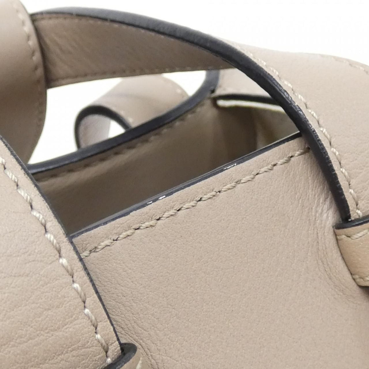 Loewe Hammock Small 387 30 Shoulder Bag — view 5