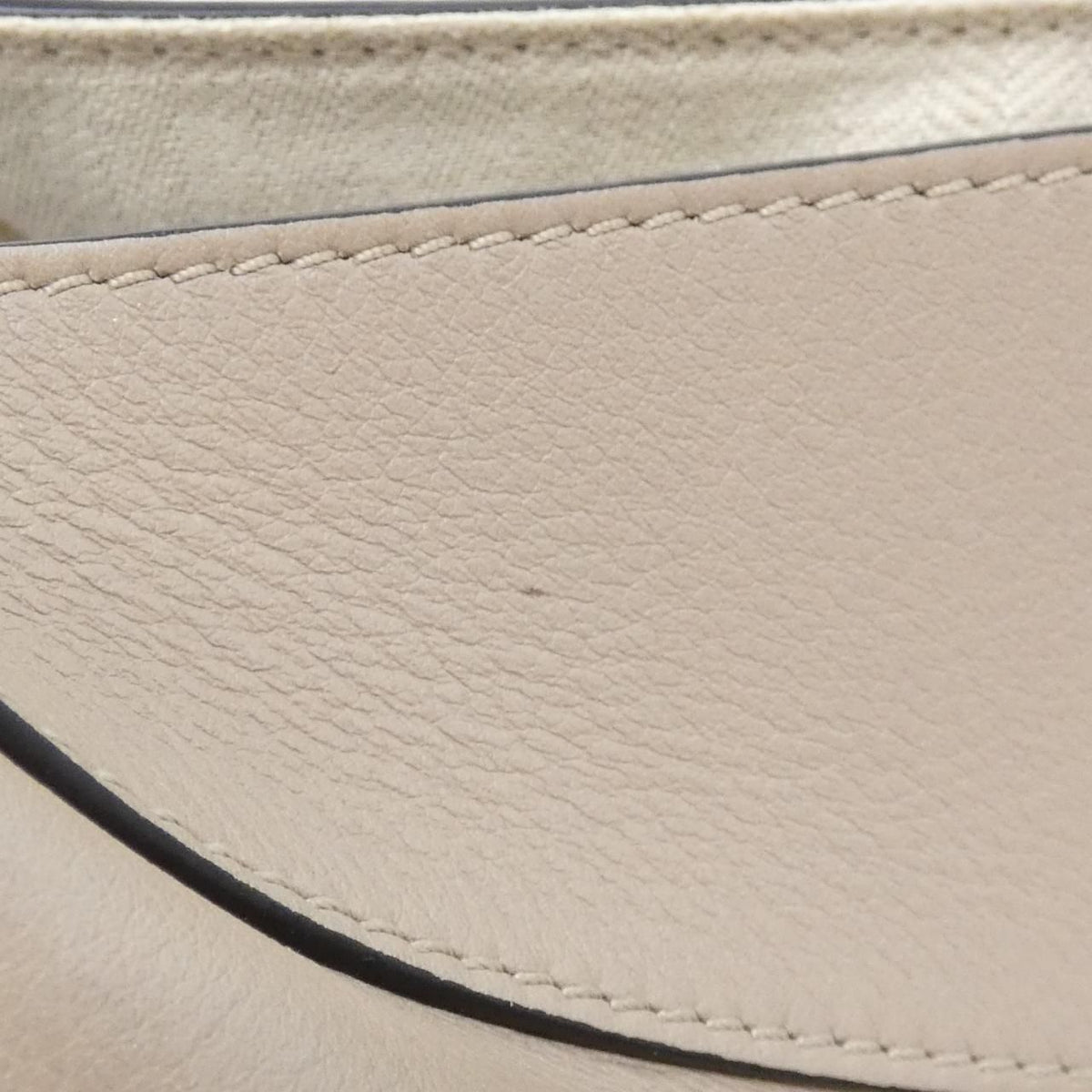 Loewe Hammock Small 387 30 Shoulder Bag — view 4
