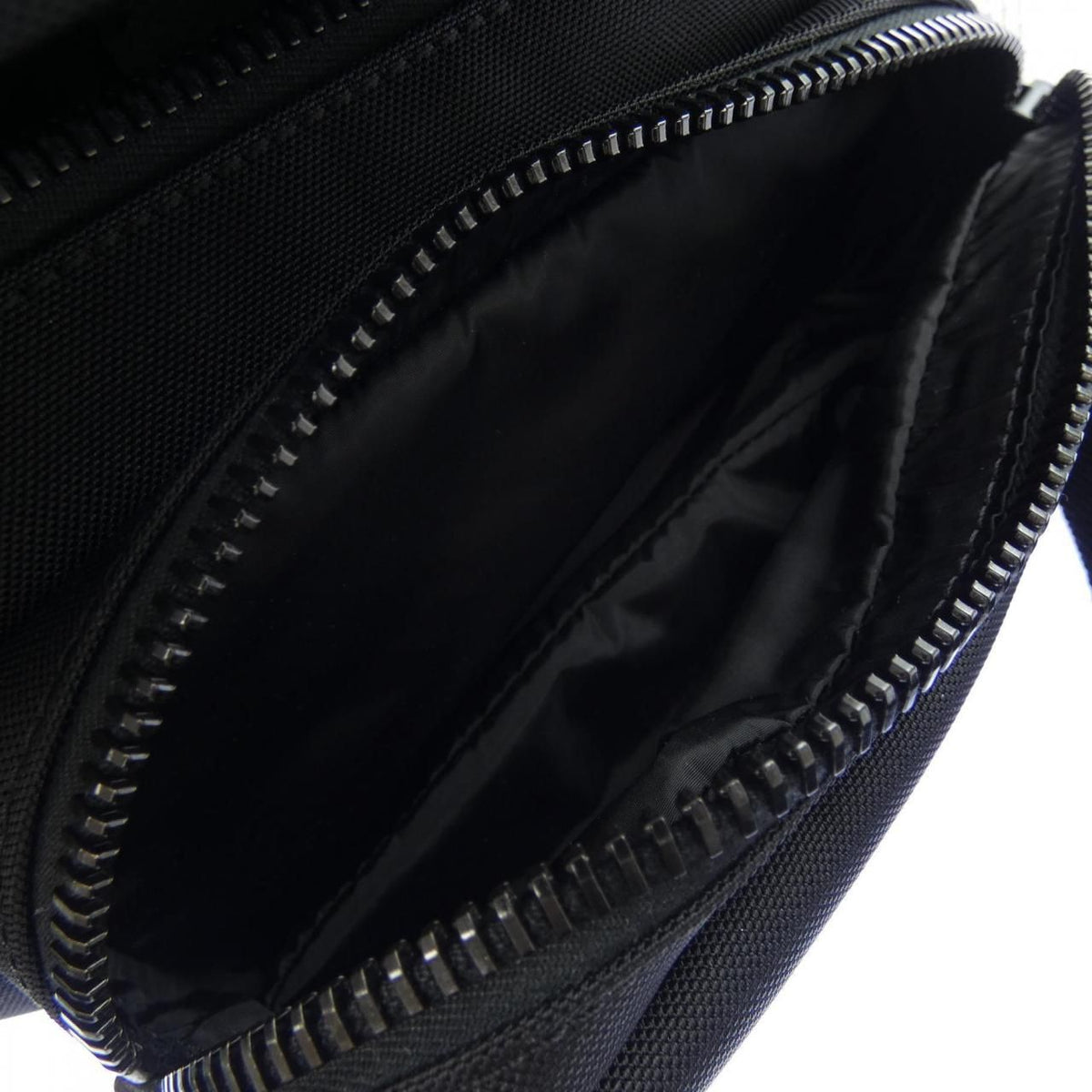 Moncler Durance Bag Handbag Black — view 7