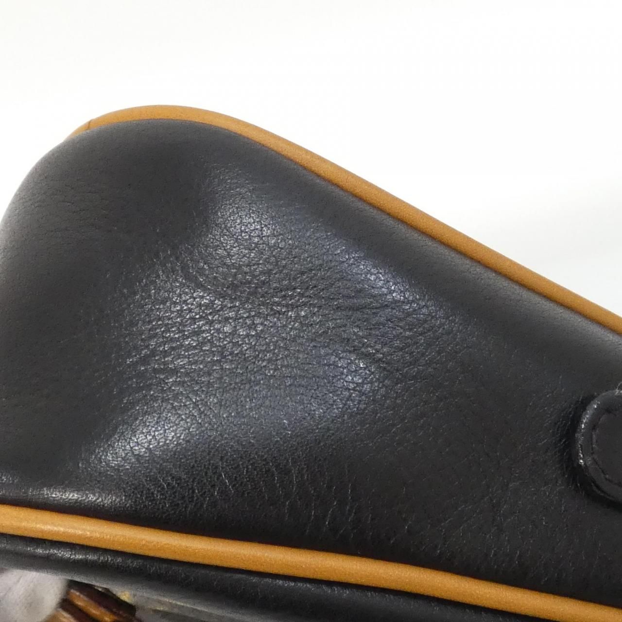 Celine Vintage Shoulder Bag — view 6