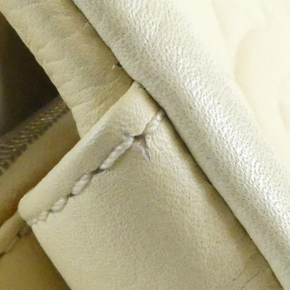 Chanel Shoulder Bag Ivory — view 5