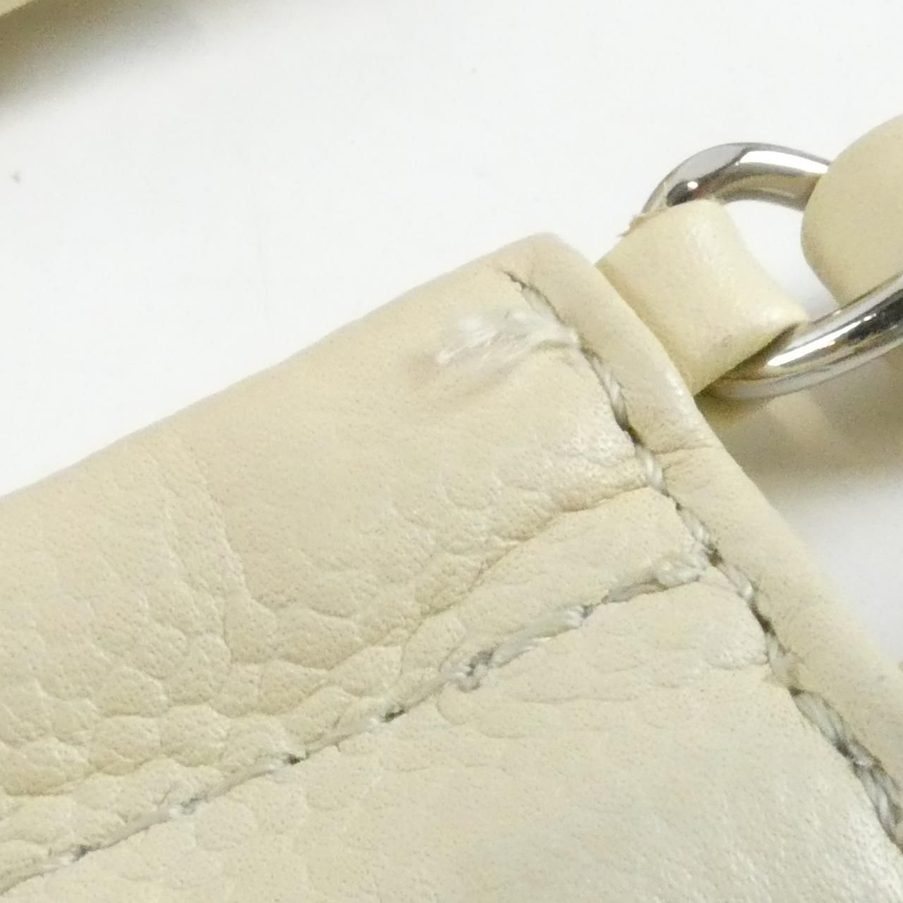 Chanel Shoulder Bag Ivory — view 8