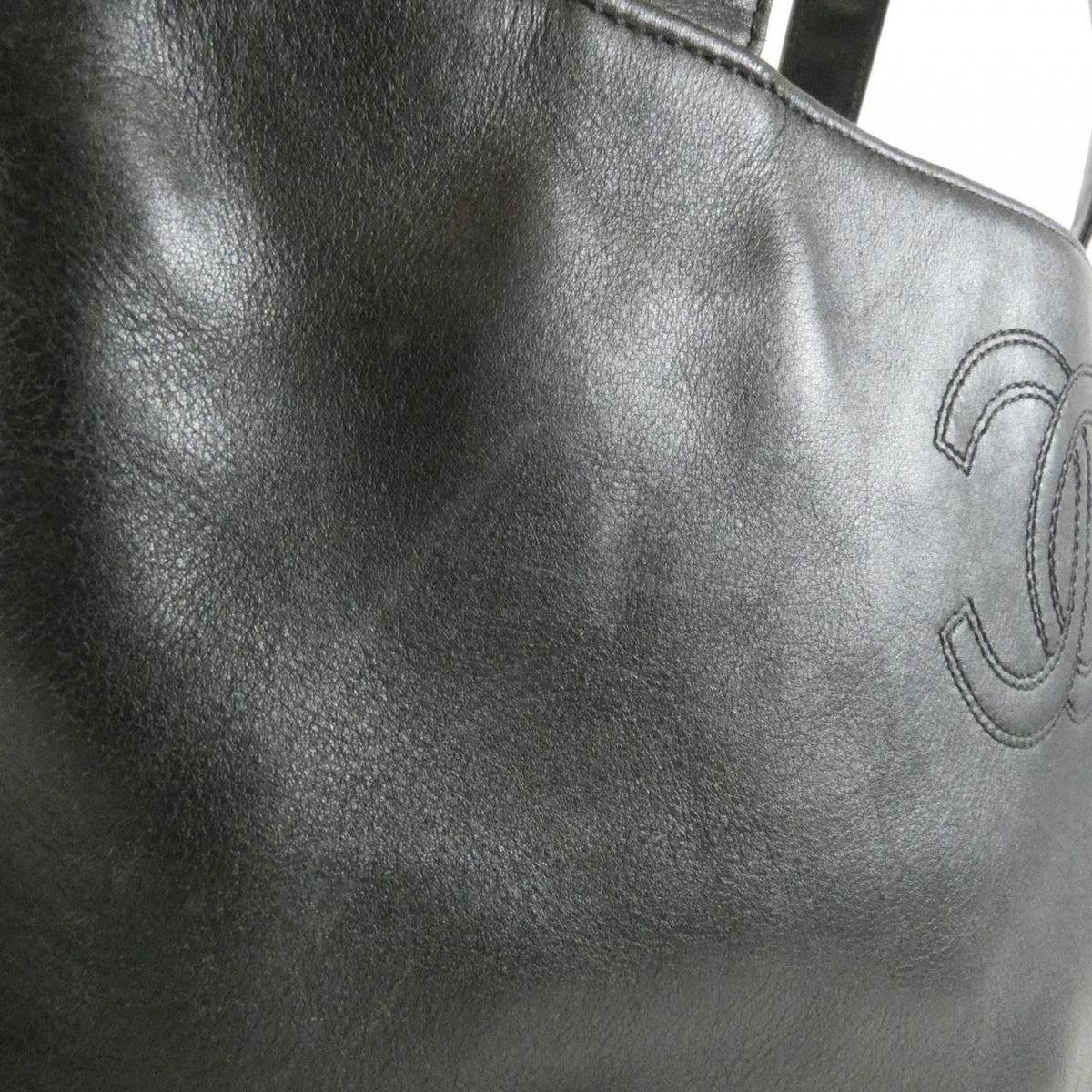 Chanel Bag Handbag Black — view 4