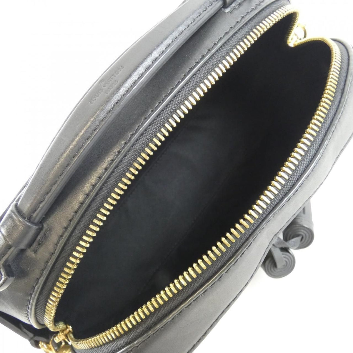 Louis Vuitton Monogram Saintonge Shoulder Bag — view 8