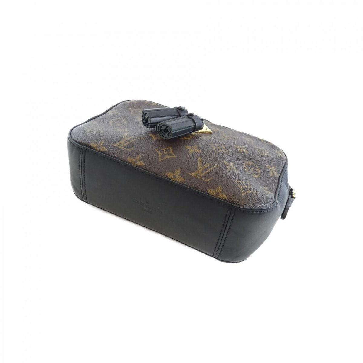Louis Vuitton Monogram Saintonge Shoulder Bag — view 3