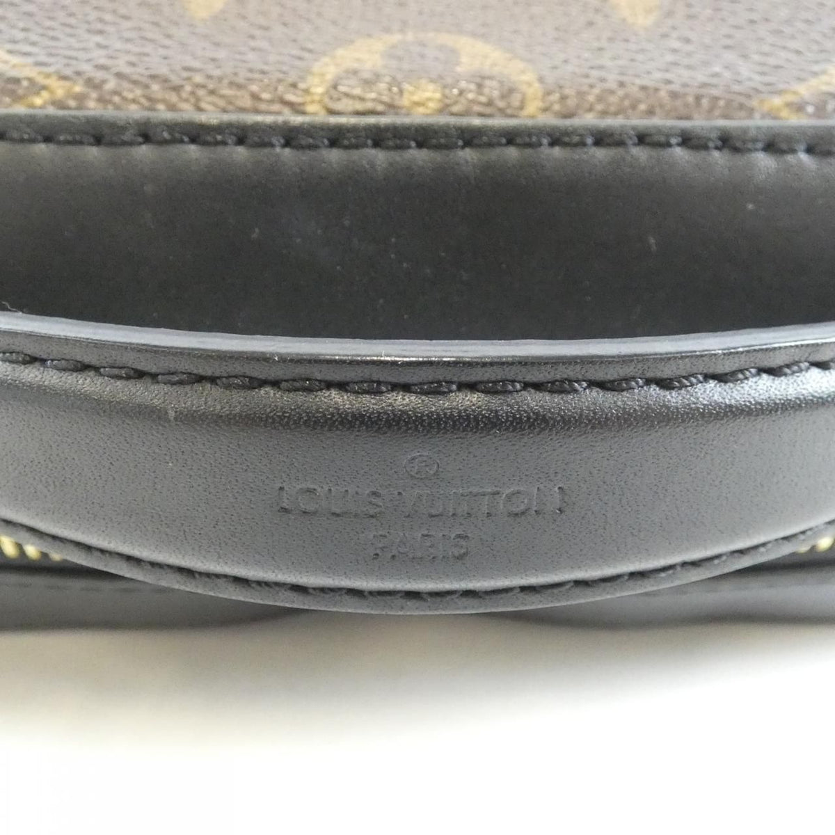Louis Vuitton Monogram Saintonge Shoulder Bag — view 7