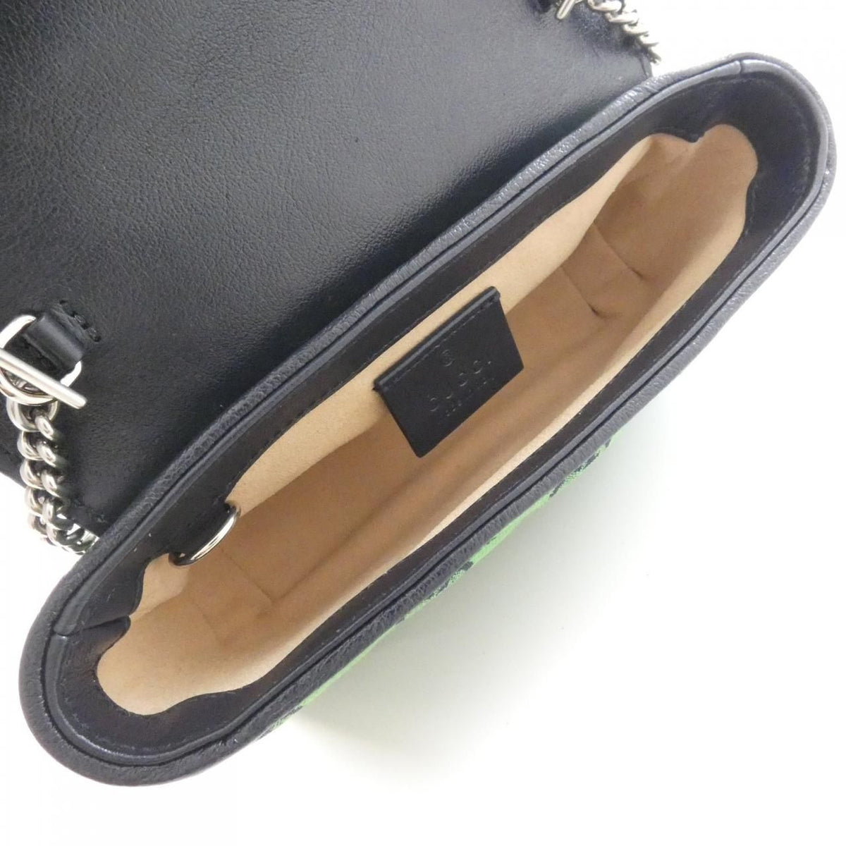 Gucci GG Marmont Shoulder Bag — view 6