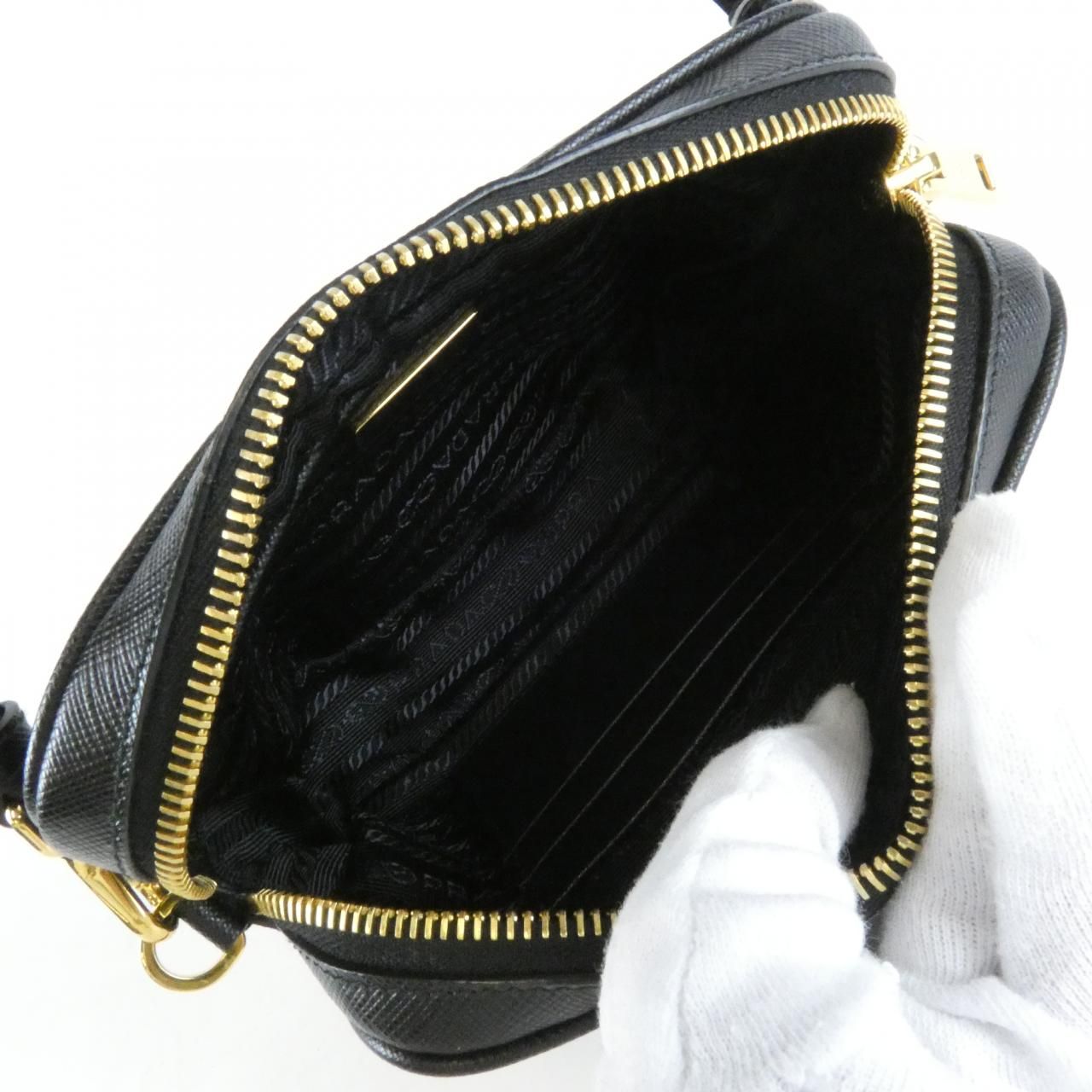 Prada Shoulder Bag Gold — view 6