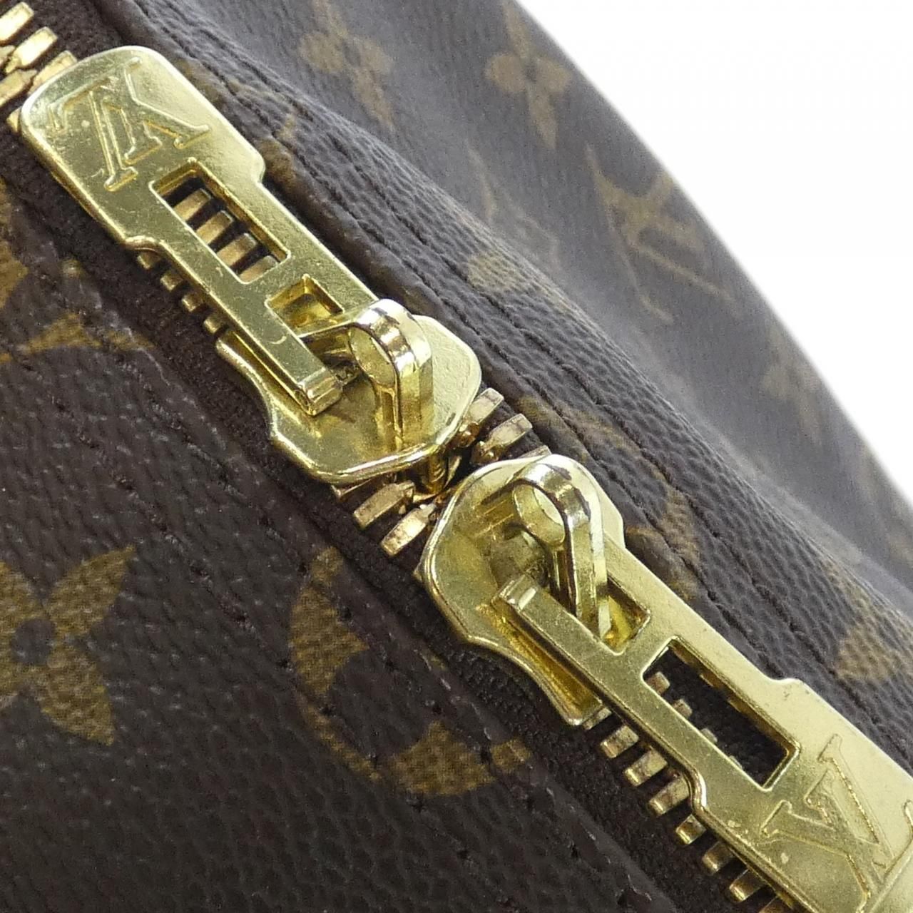 Louis Vuitton Vintage Monogram Keepall 50 Boston Bag — view 6
