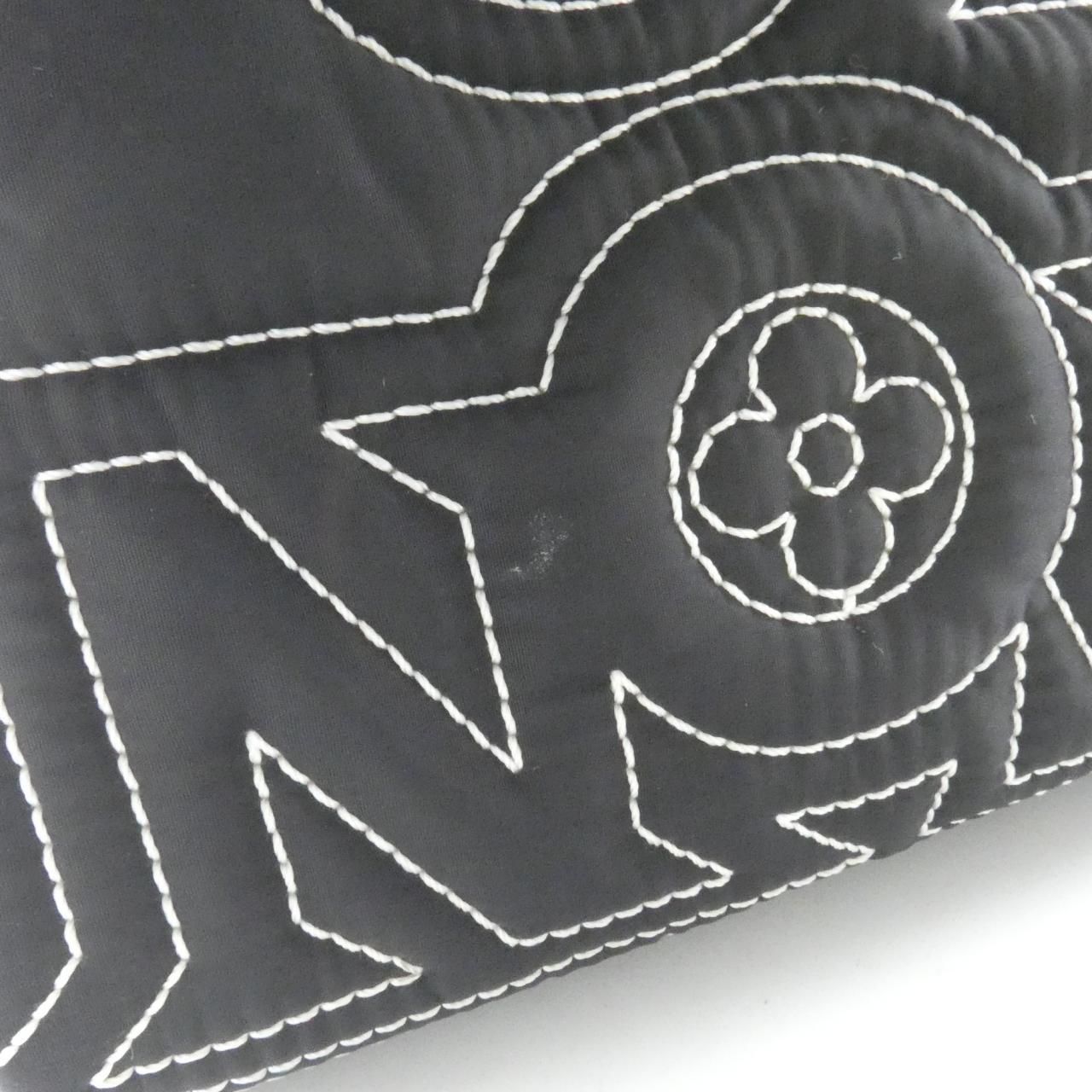 Louis Vuitton LV Snow Dopp Kit Pouch — view 3