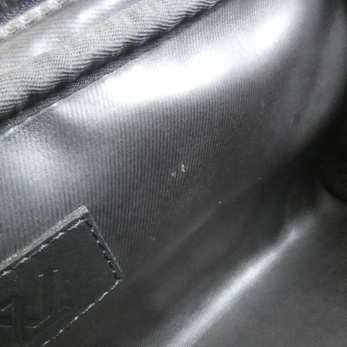 Louis Vuitton LV Snow Dopp Kit Pouch — view 8