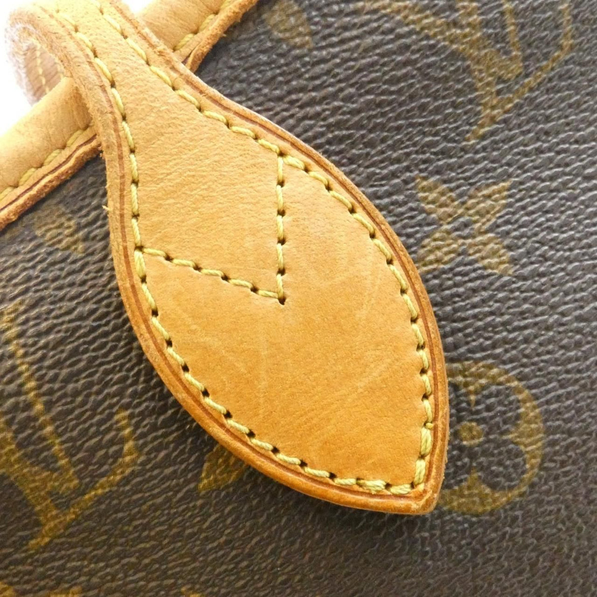 Louis Vuitton Monogram Neverfull PM Bag — view 4