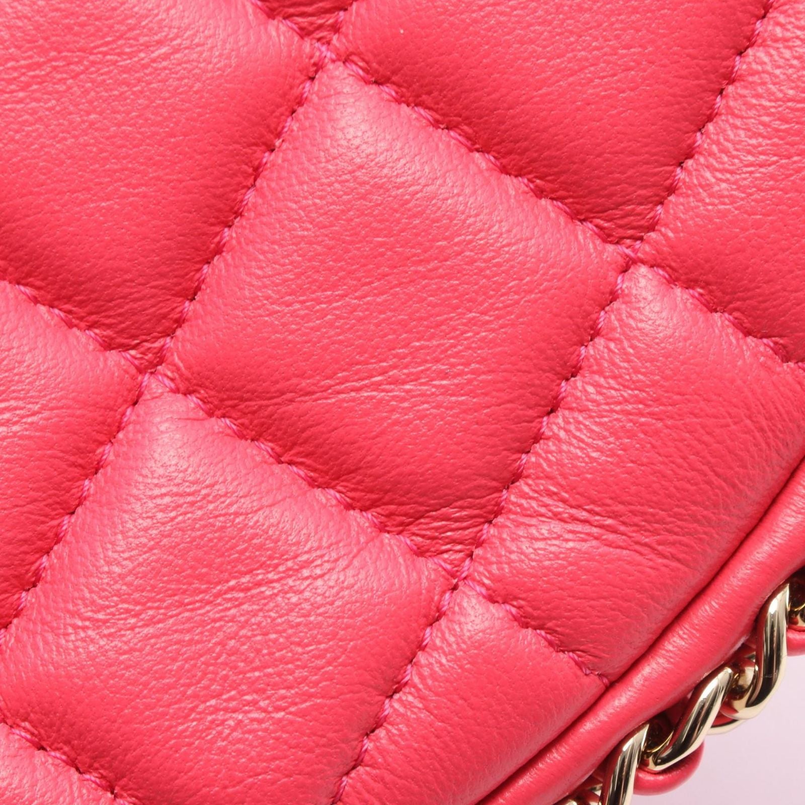 Chanel Shoulder Bag Quilted Small Hobo Pink Lambskin Chain — view 6