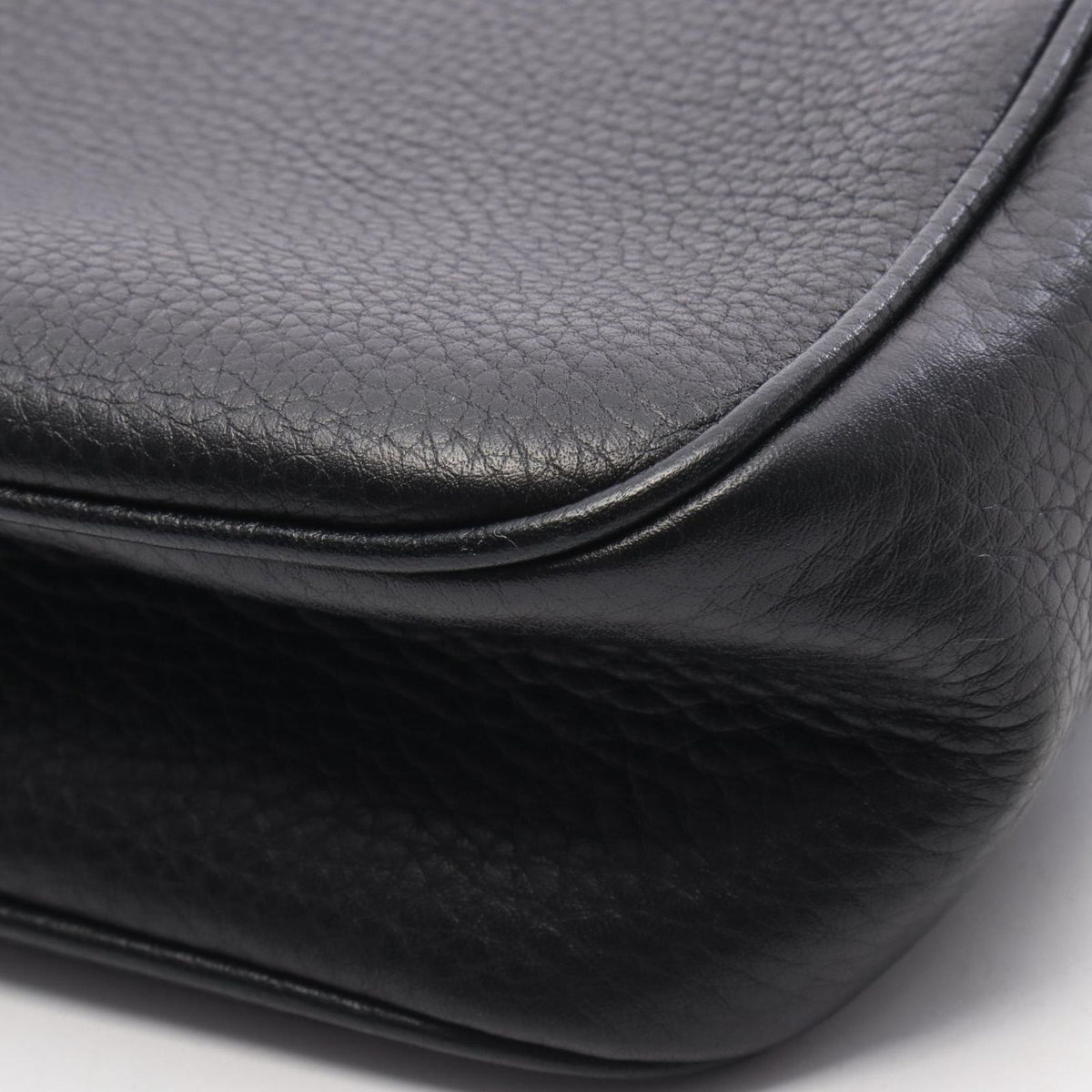 Gucci Shoulder Bag Soho Disco Interlocking G Black Leather Small — view 7