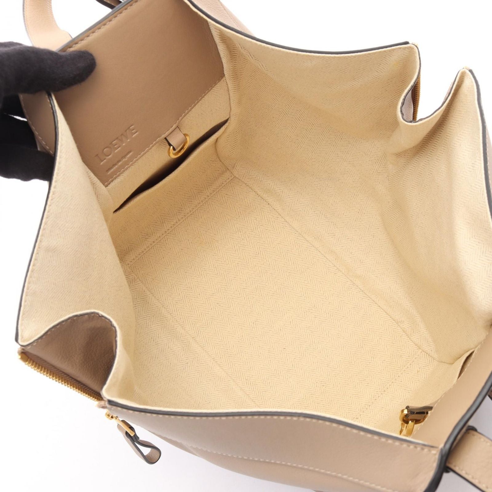 Loewe Handbag Hammock Bag Small 2-Way Beige Leather — view 3