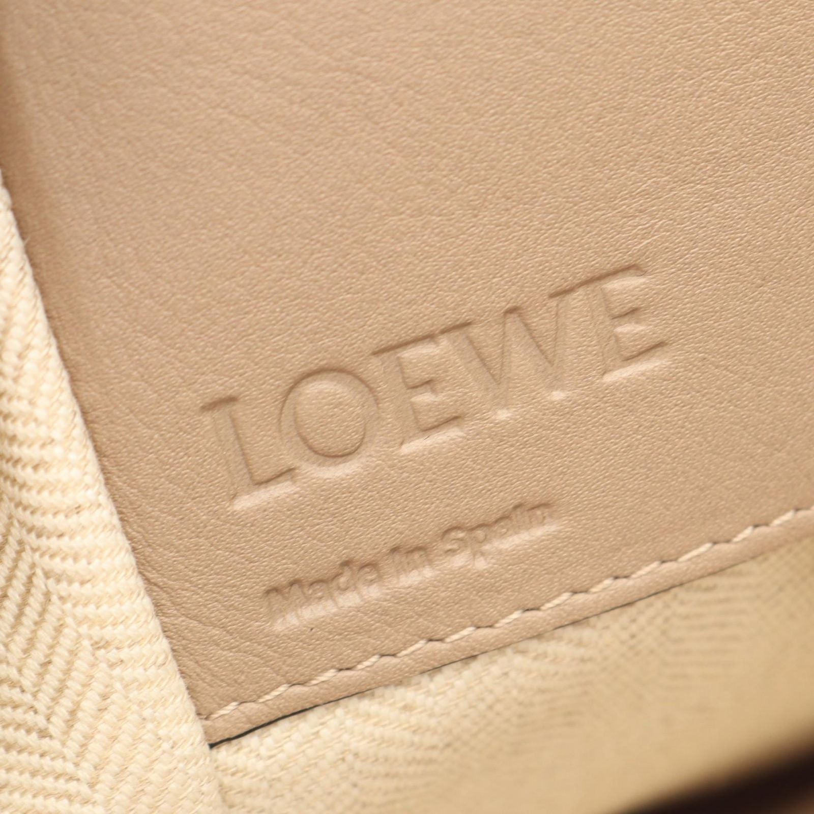 Loewe Handbag Hammock Bag Small 2-Way Beige Leather — view 4