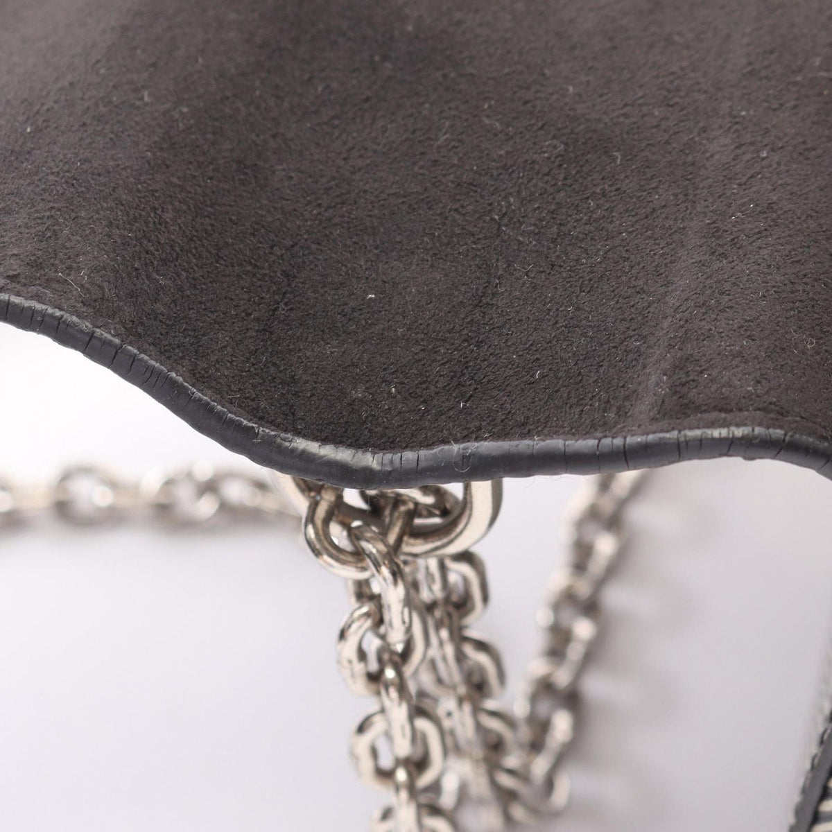 Louis Vuitton Shoulder Bag Twist MM Epi Metallic Silver Leather — view 6