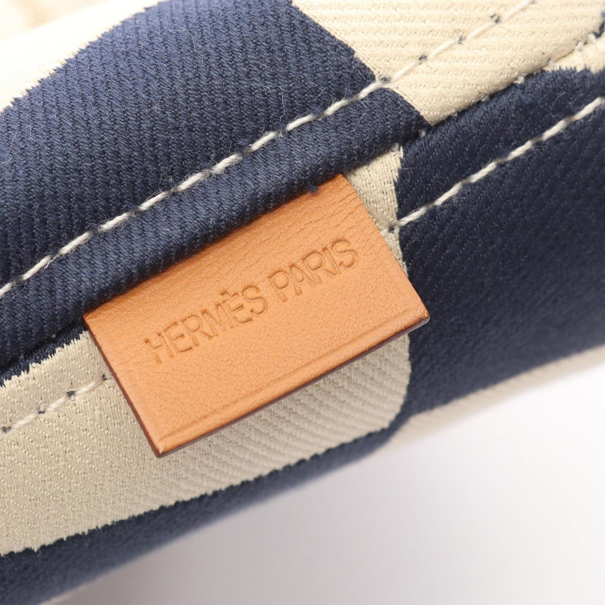 Hermes Tote Panier de Plage PM Chaine D'ancre Off White Navy Canvas — view 4