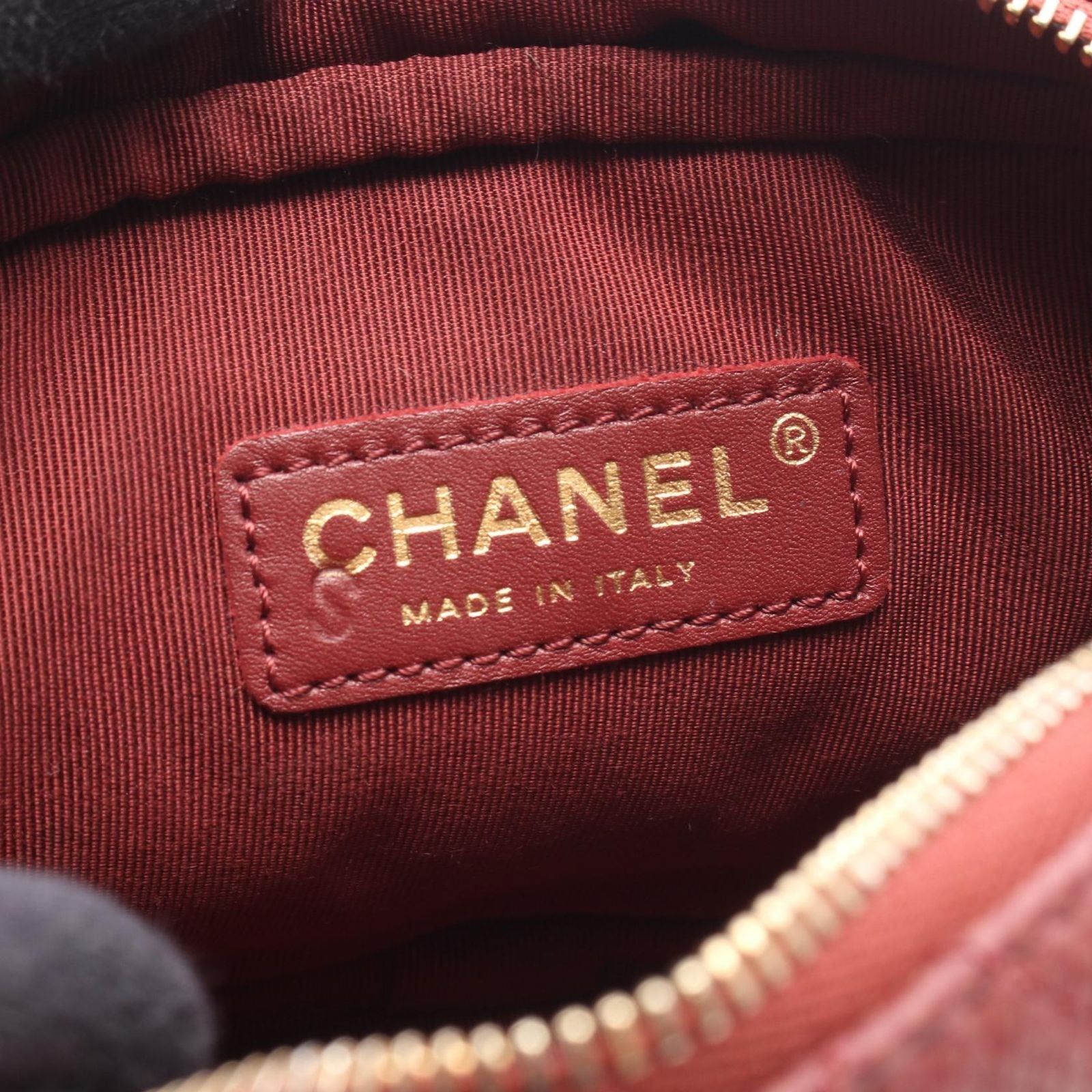 Chanel Shoulder Bag CC Logo Quilted Tassel Bordeaux Caviar Leather Chain — view 4