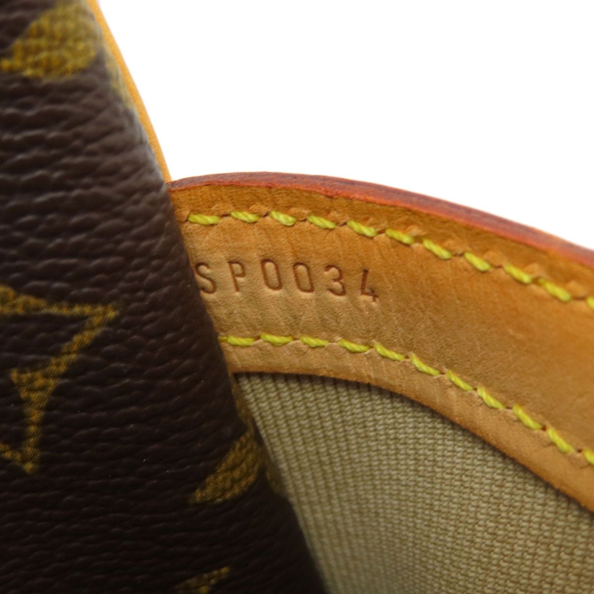 Louis Vuitton Reporter PM Shoulder Bag Monogram Canvas — view 8