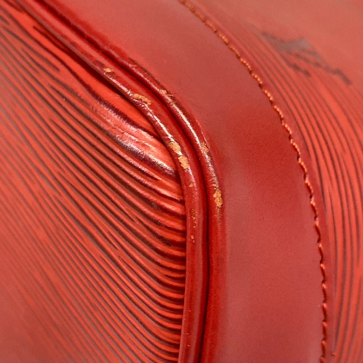 Louis Vuitton Handbag Epi Alma Castilian Red Leather — view 6