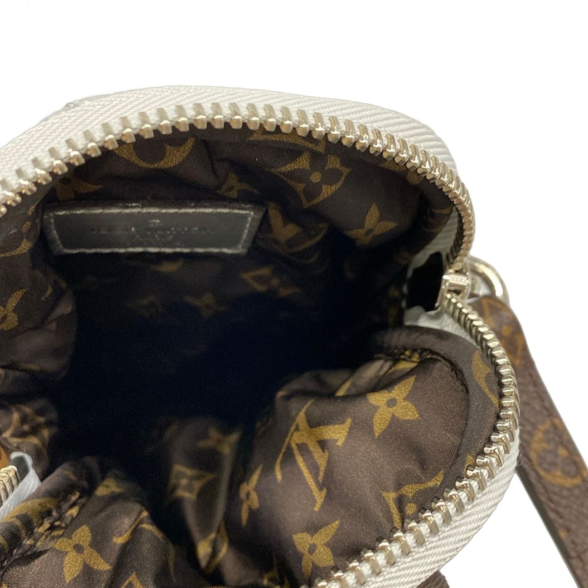 Louis Vuitton Shoulder Bag LV Pillow Phone Pouch Silver — view 7