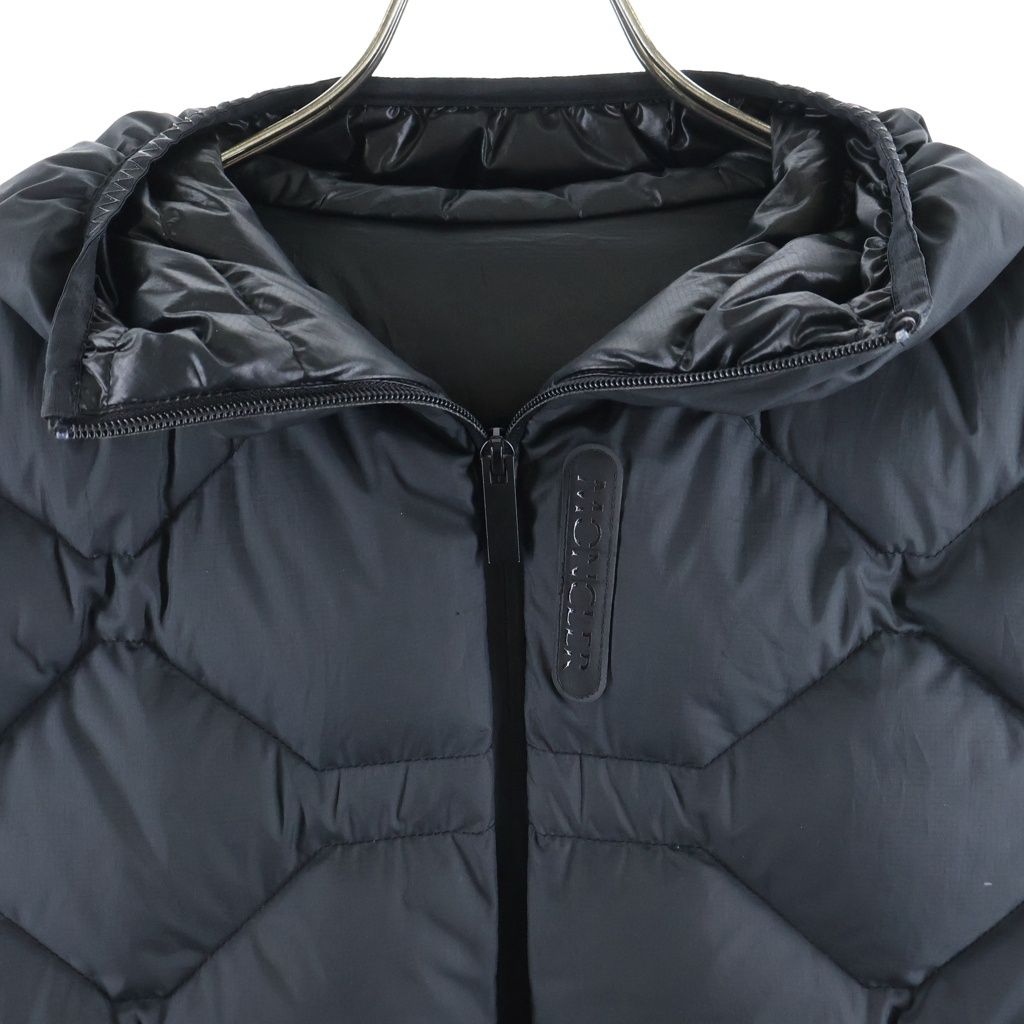 Moncler Rubber Logo Print Quilted Down Vest Black — view 3