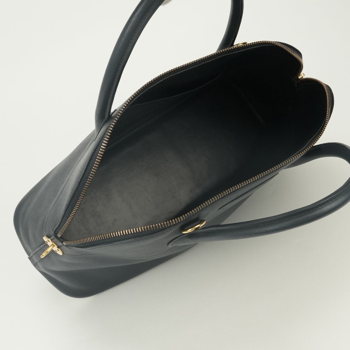 Hermes Bolide 35 Tote Shoulder Bag Courchevel Navy Gold 2-Way — view 8