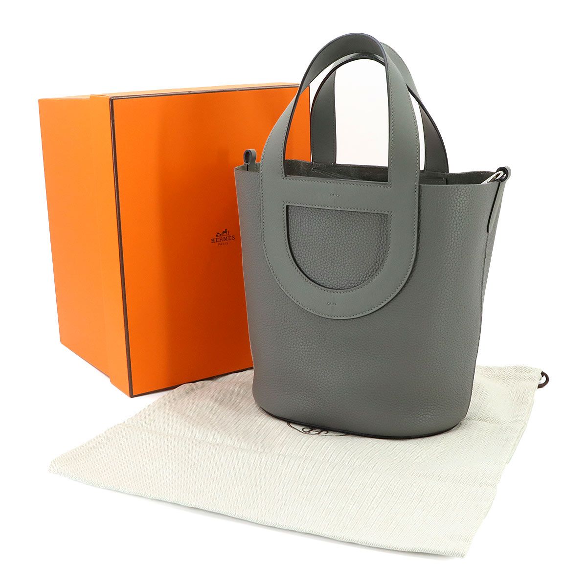 Hermes in the Loop 23 Hand Bag Taurillon Clemence Swift Gris Meyer Silver — view 2