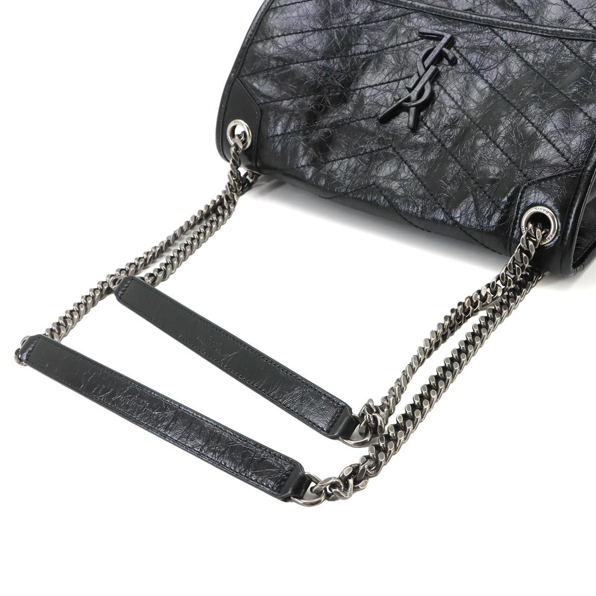 Saint Laurent Niki Medium Chain Shoulder Bag Leather Noir Silver — view 5