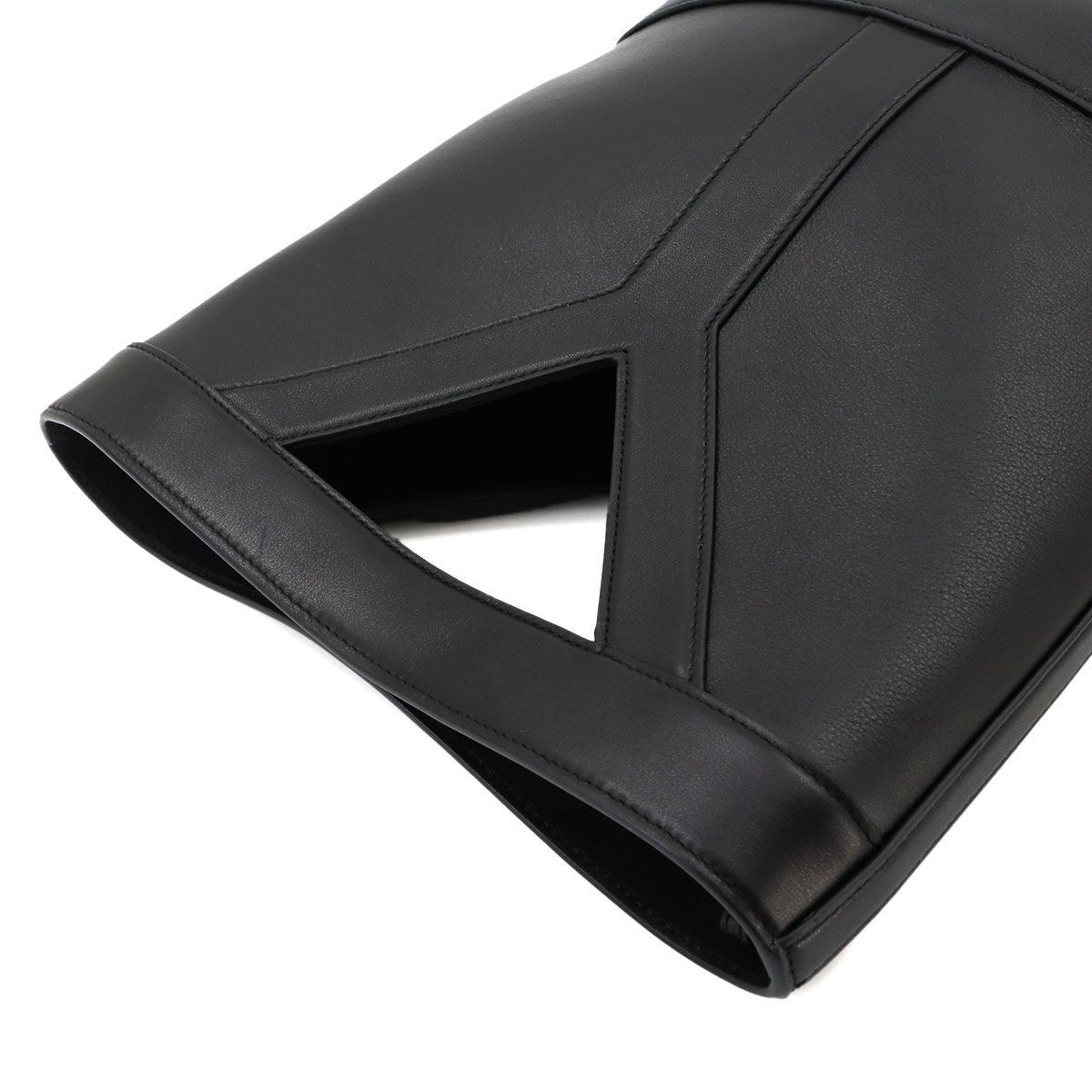 Saint Laurent Bucket Small 2-Way Bag Leather Black — view 6