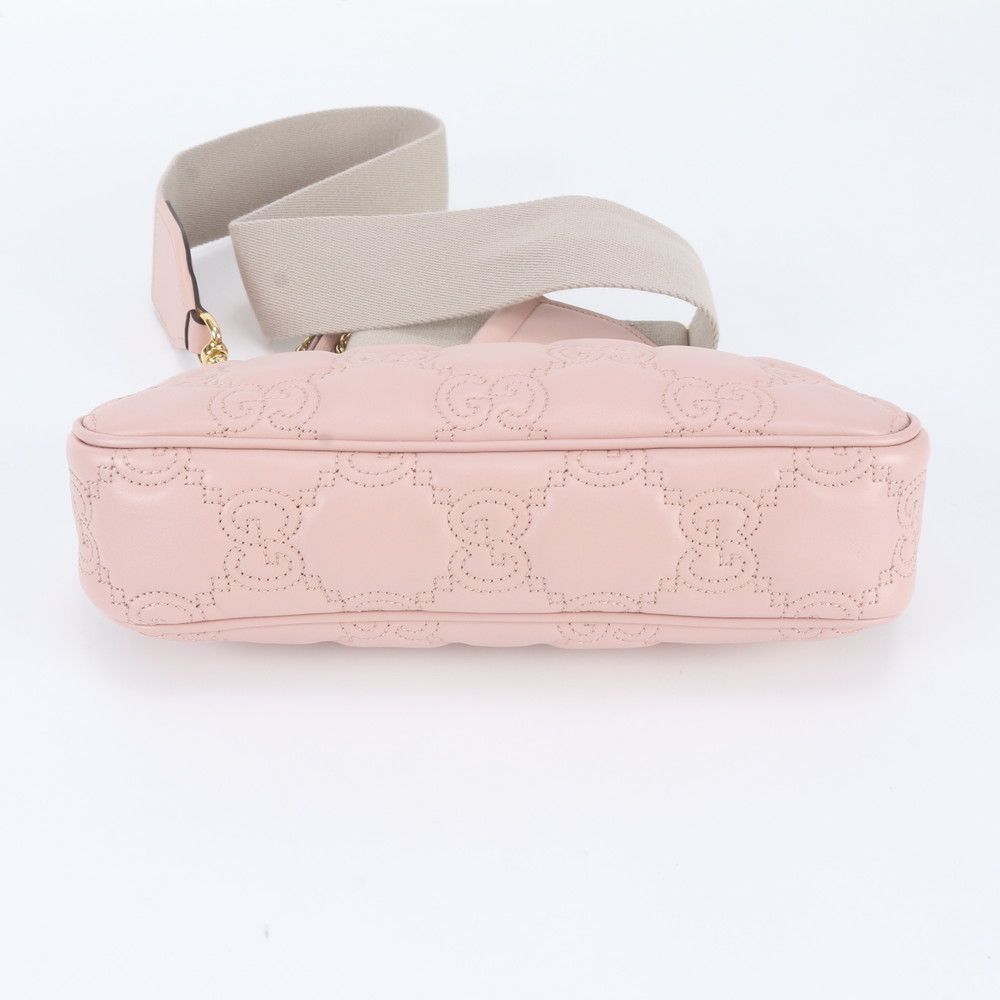 Gucci GG Matelasse Leather 2-Way Shoulder Bag Crossbody — view 7