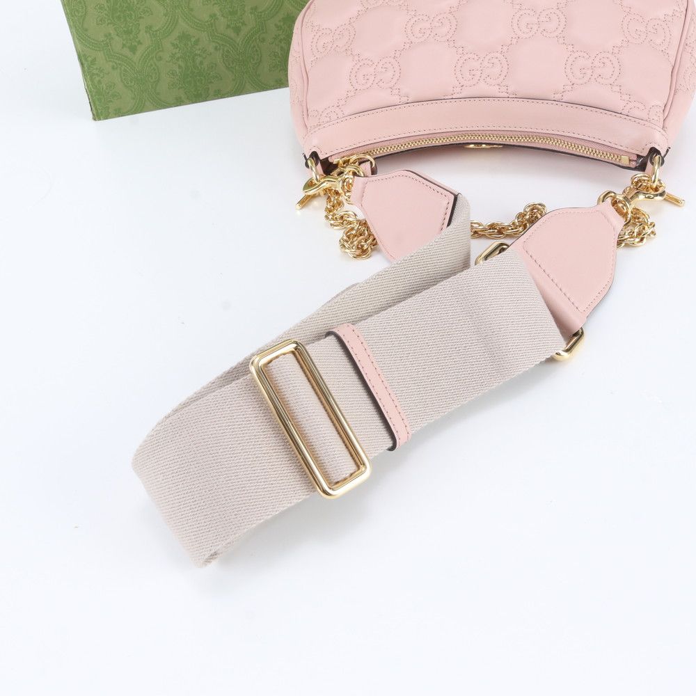 Gucci GG Matelasse Leather 2-Way Shoulder Bag Crossbody — view 3