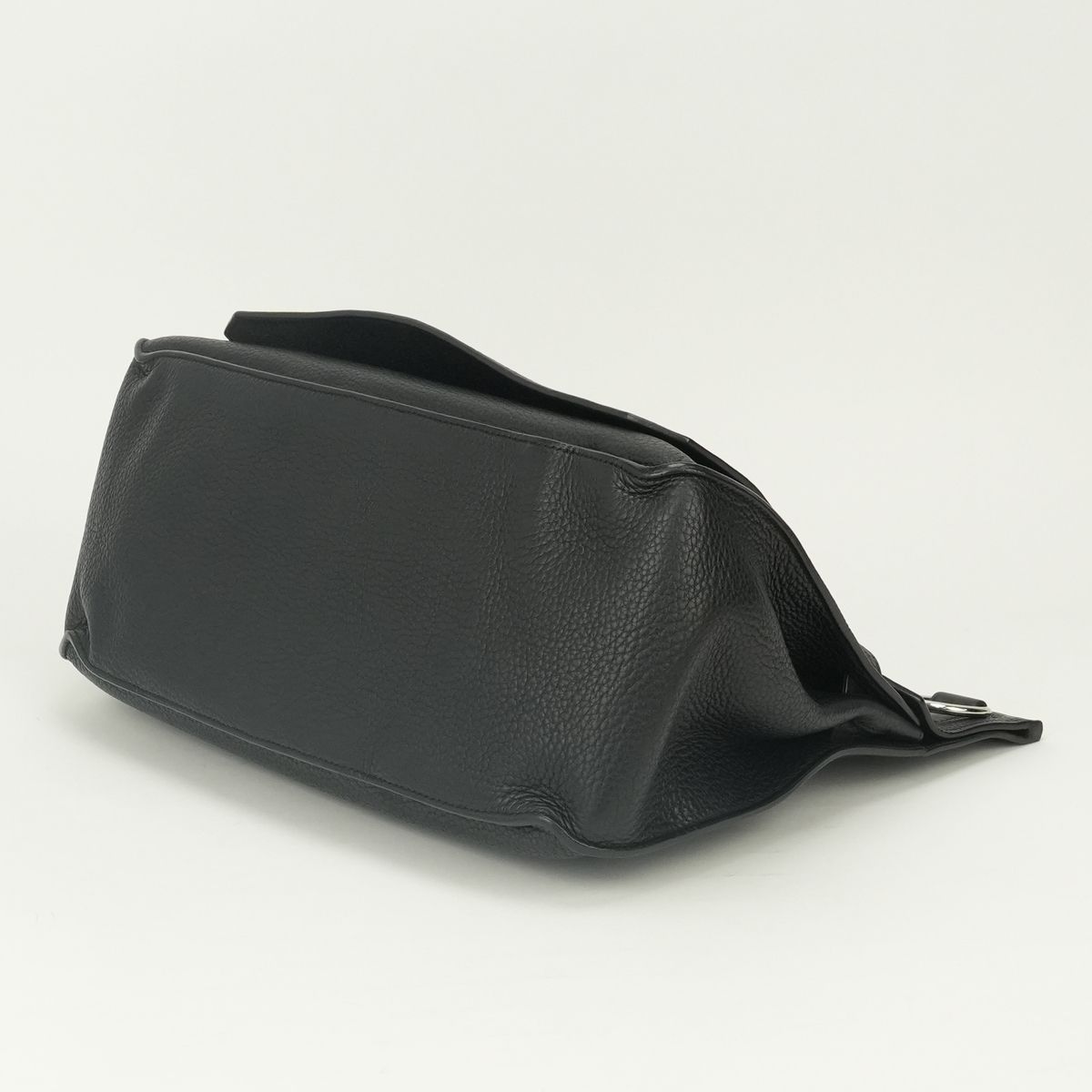 Hermes Jypsiere 34 Shoulder Bag Taurillon Clemence Noir Black Silver — view 4