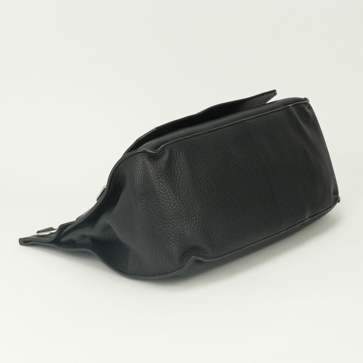 Hermes Jypsiere 34 Shoulder Bag Taurillon Clemence Noir Black Silver — view 5
