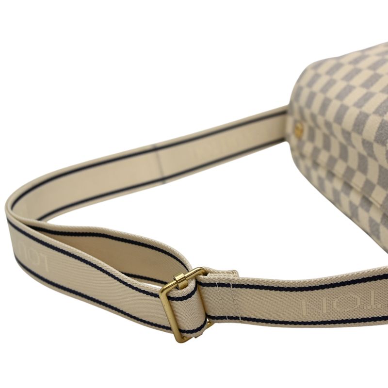 Louis Vuitton Shoulder Bag — view 5