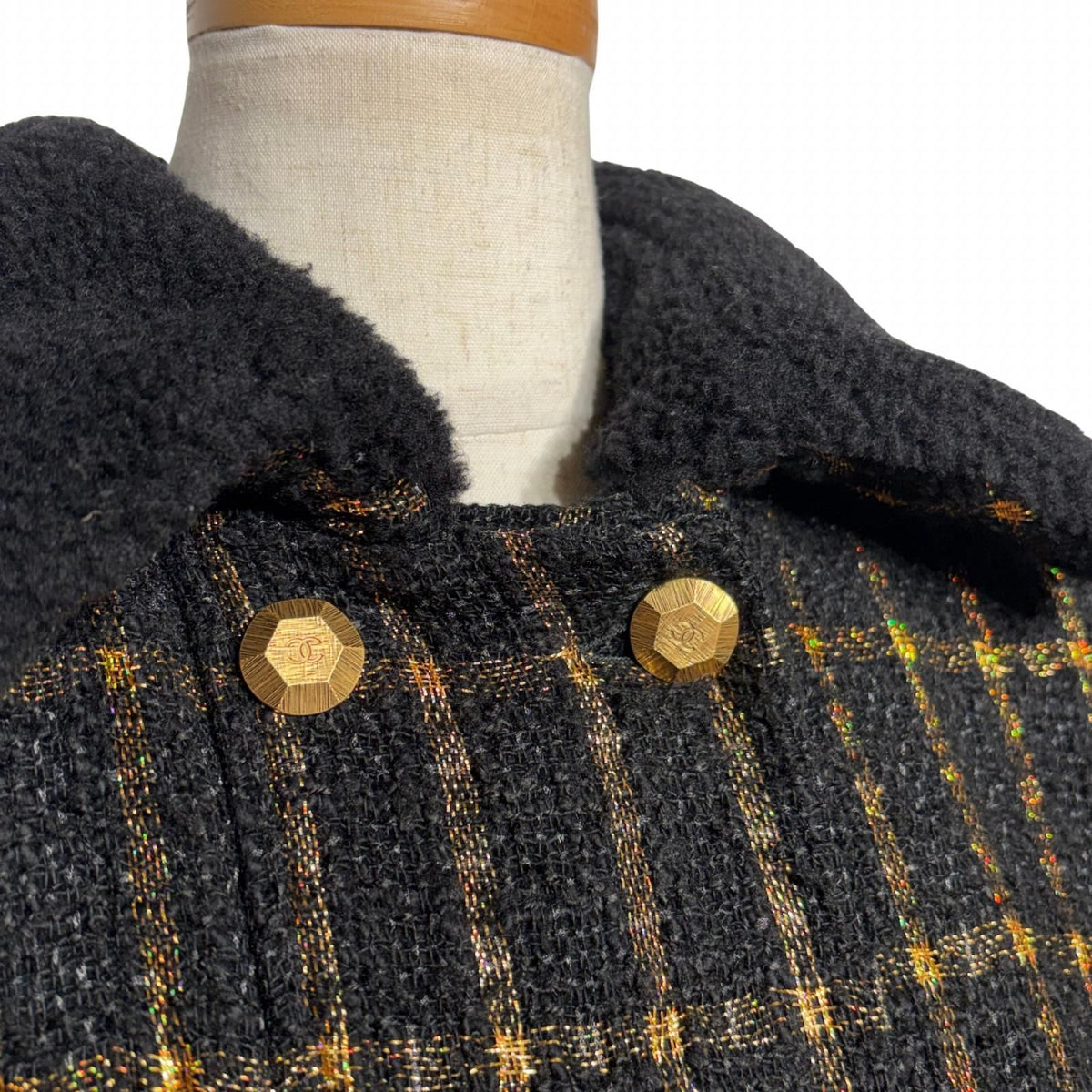 Chanel Coco Buttons Tweed Jacket Black Gold Cotton 40 — view 4