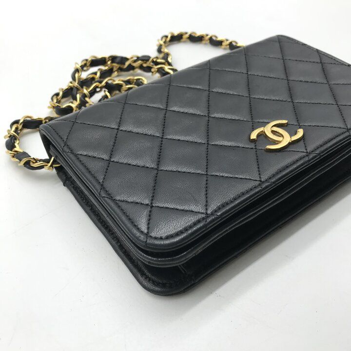 Chanel CC Logo Mini Quilted Chain Shoulder Bag Black Push Lock Lambskin — view 5