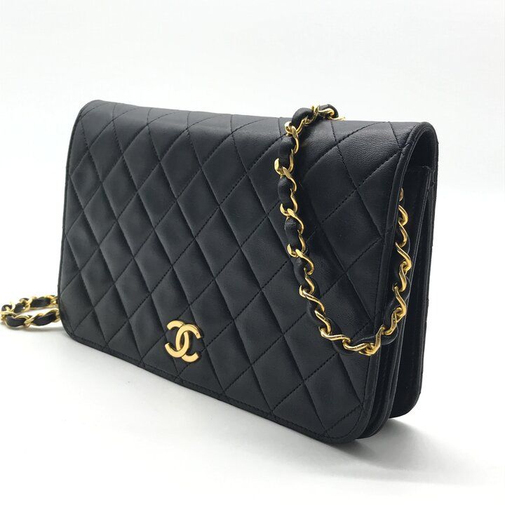 Chanel CC Logo Quilted Push Lock Lambskin Leather Chain Shoulder Bag Black — view 2