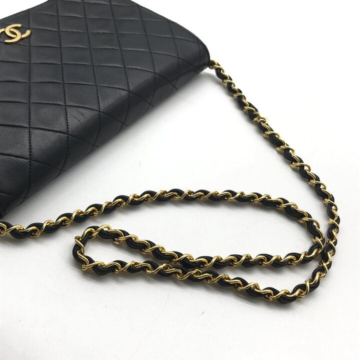 Chanel CC Logo Quilted Push Lock Lambskin Leather Chain Shoulder Bag Black — view 7