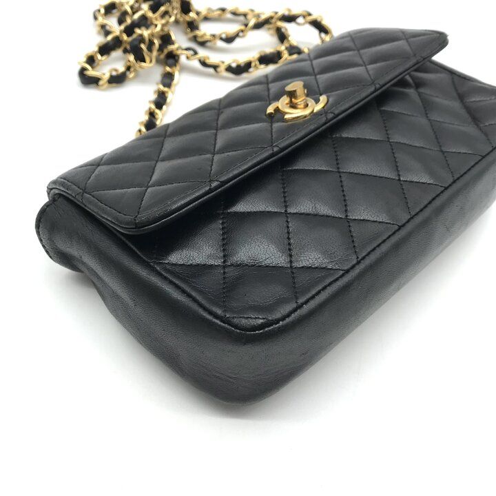 Chanel CC Logo Mini Quilted Turnlock Leather Chain Shoulder Bag Black — view 5