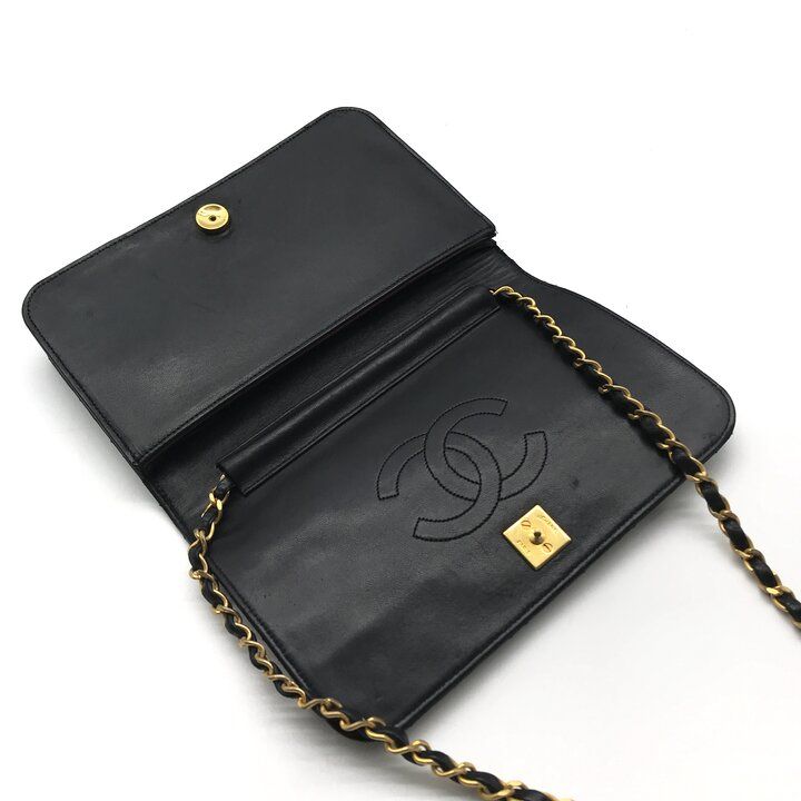 Chanel CC Logo Quilted Push Lock Leather Chain Shoulder Bag Black — view 8