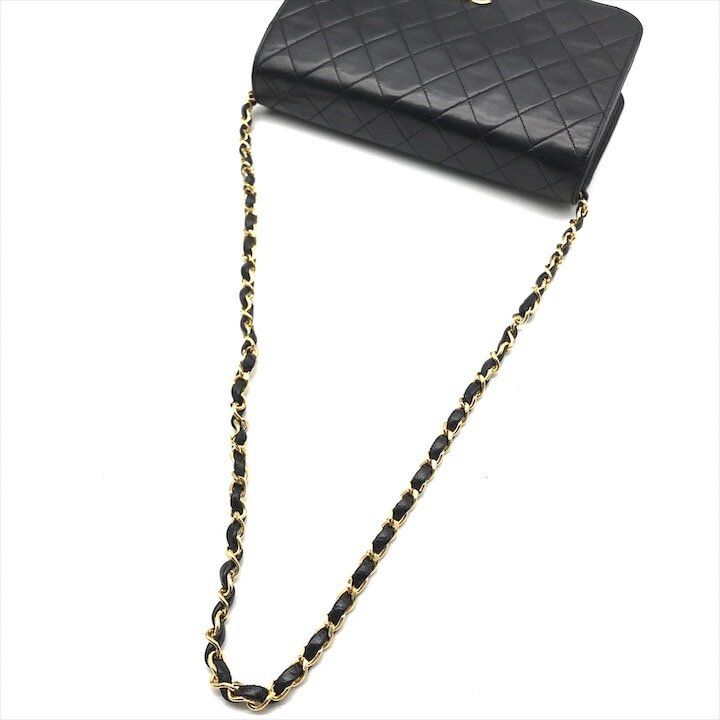 Chanel CC Logo Quilted Push Lock Lambskin Leather Chain Shoulder Bag Black — view 7