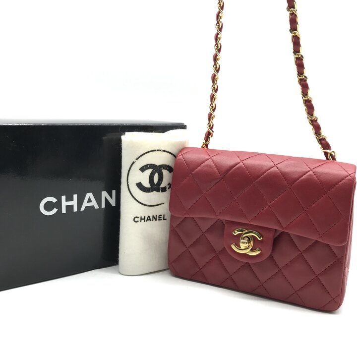 Chanel CC Logo Mini Quilted Chain Shoulder Bag Lambskin Red Turnlock