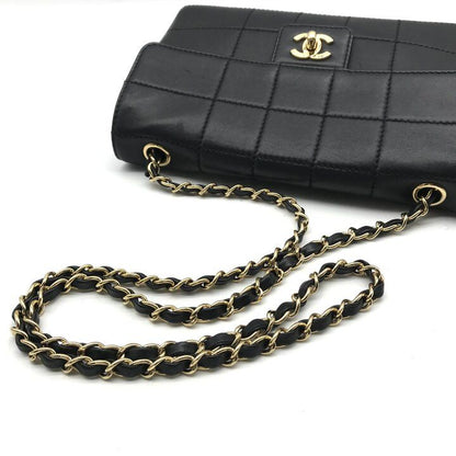 Chanel CC Logo Choco Bar Turnlock Leather Chain Shoulder Bag Black — view 7