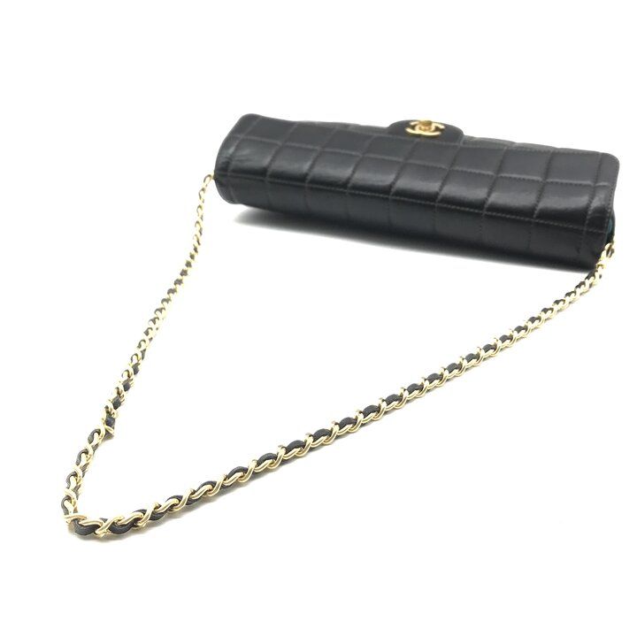 Chanel CC Logo Choco Bar Bicolor Turnlock Leather Chain Shoulder Bag Black — view 6